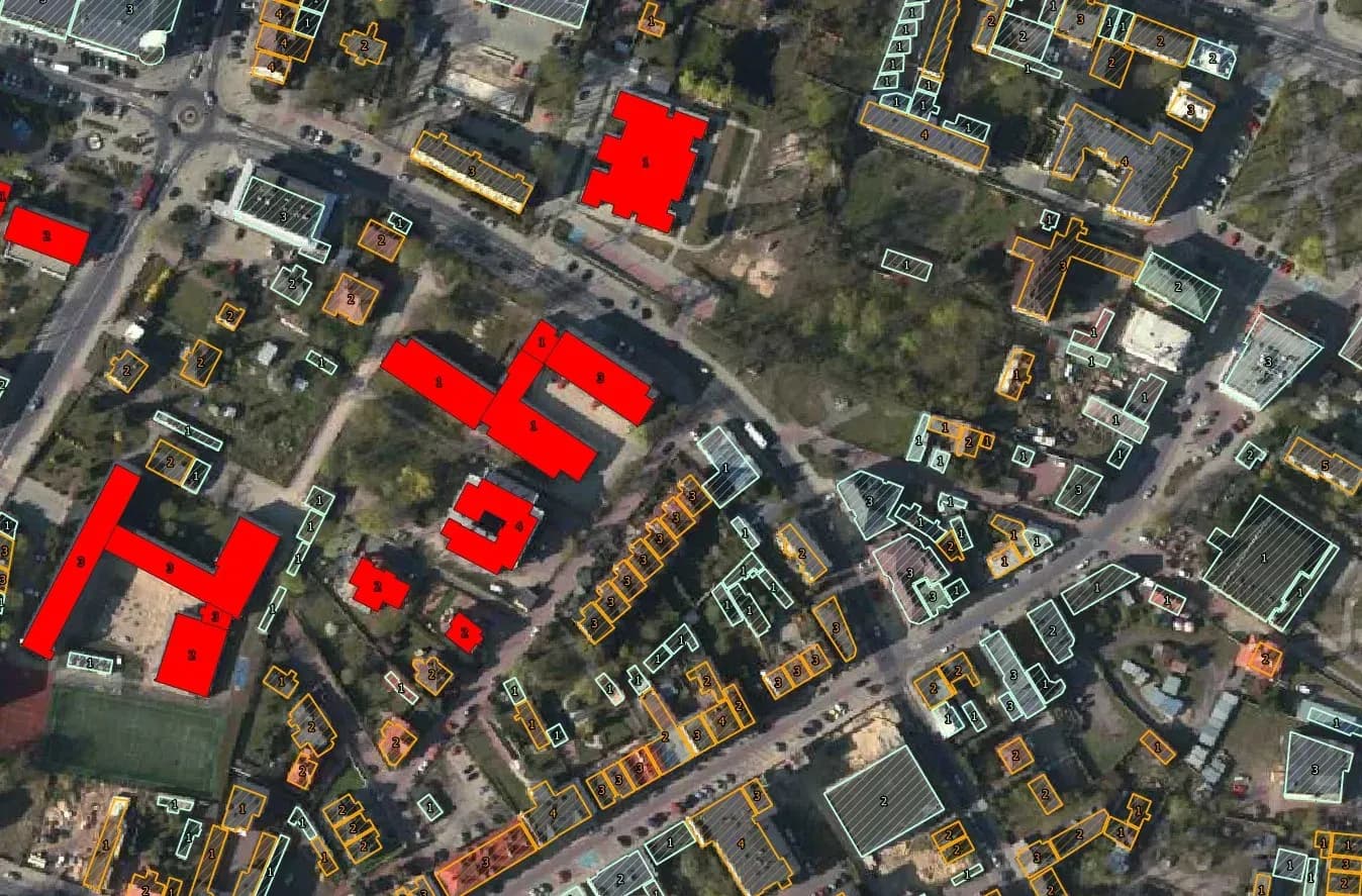 Updating Building Database Using Orthophoto and Street View Analysis - 2 of 5